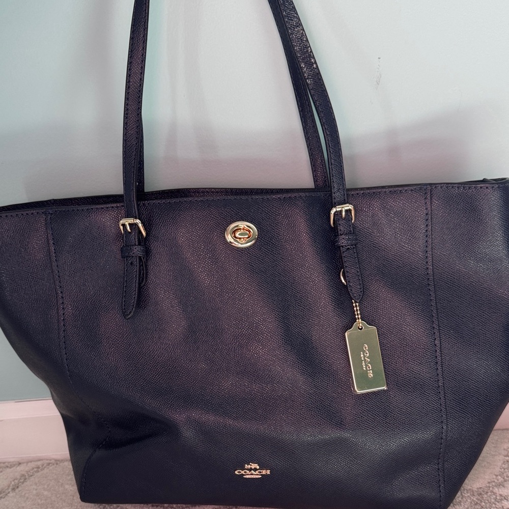 Coach Navy Leather Tote Bag with Gold Hardware